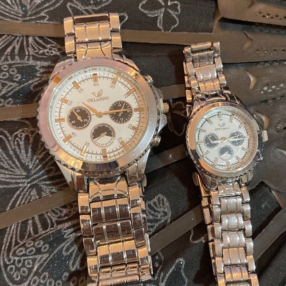 Watch set - Picture 1 of 1